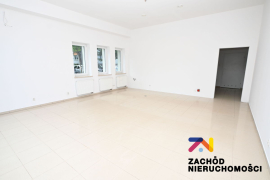 Lokal o pow.74,40 m.kw. na Os. SŁonecznym